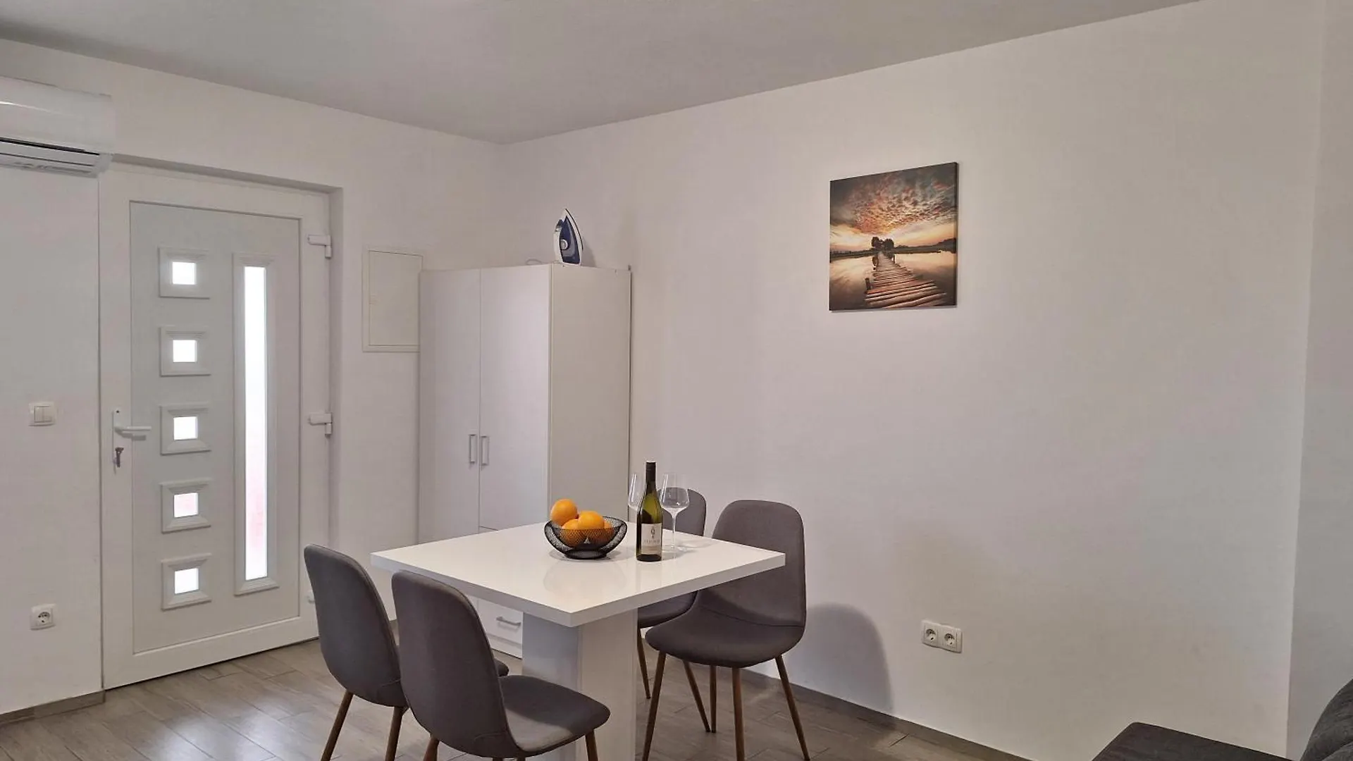 Apartmani Martinovic Vir